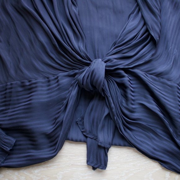 Current Air Knotted Blouse - Picture 3 of 5